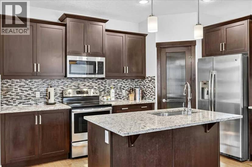 28 Evansborough Gate NW, Calgary, photo 2