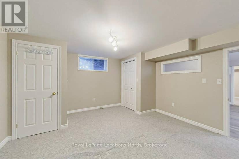 52 Thomas Drive — photo 6 of 39