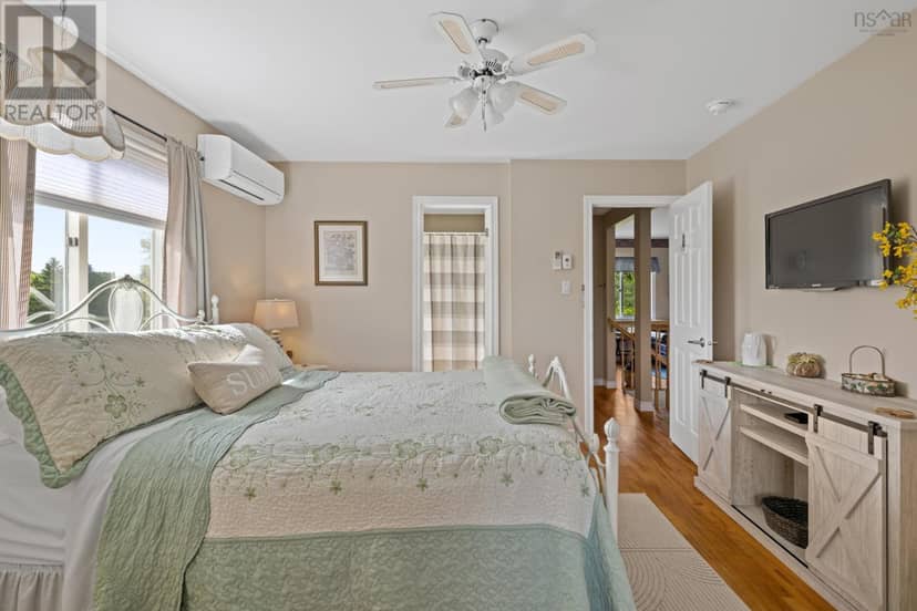19 Graves Island Road — photo 31 of 40