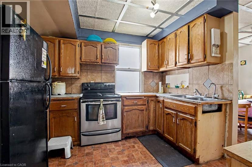 30 HOHNER Avenue — photo 31 of 40