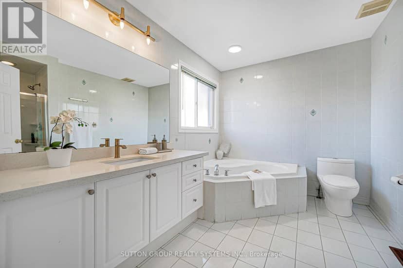 48 Landsdown Crescent — photo 31 of 40