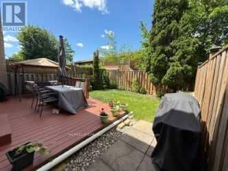 163 Mabley Crescent — photo 16 of 17