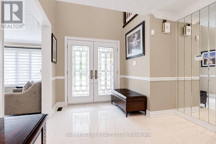 7 Mendip Crescent, Toronto, photo 4