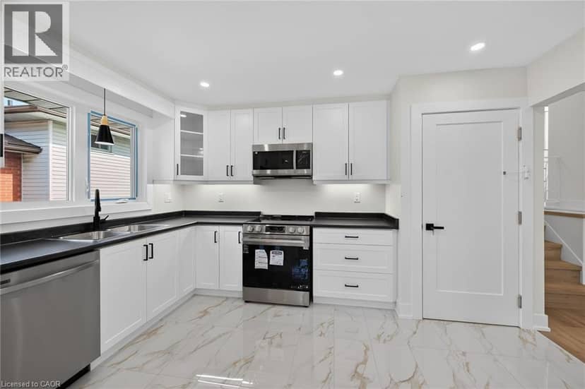 331 EAST 17TH Street, Hamilton, photo 5