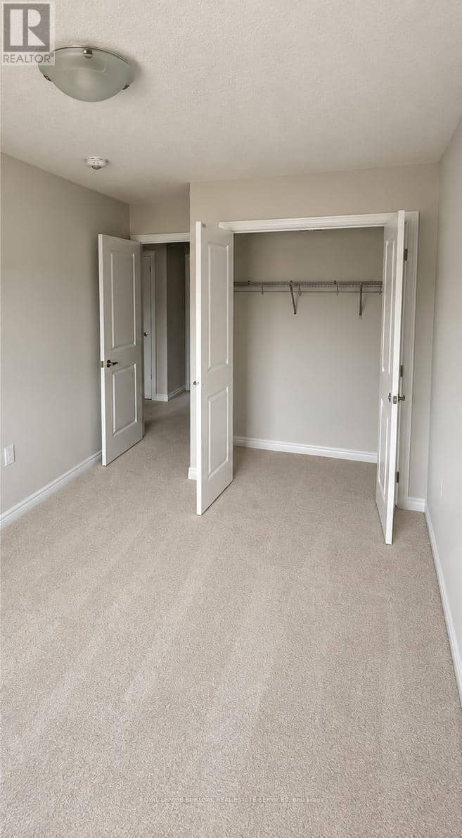 30 Linden Park Lane — photo 11 of 27