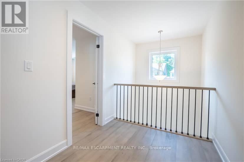 38 Riesling Street — photo 14 of 35