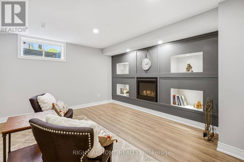 28 Sandalwood Crescent — photo 30 of 40