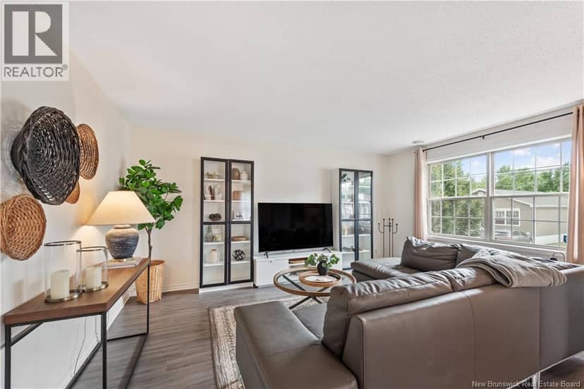 114 Sequoia Drive — photo 3 of 21