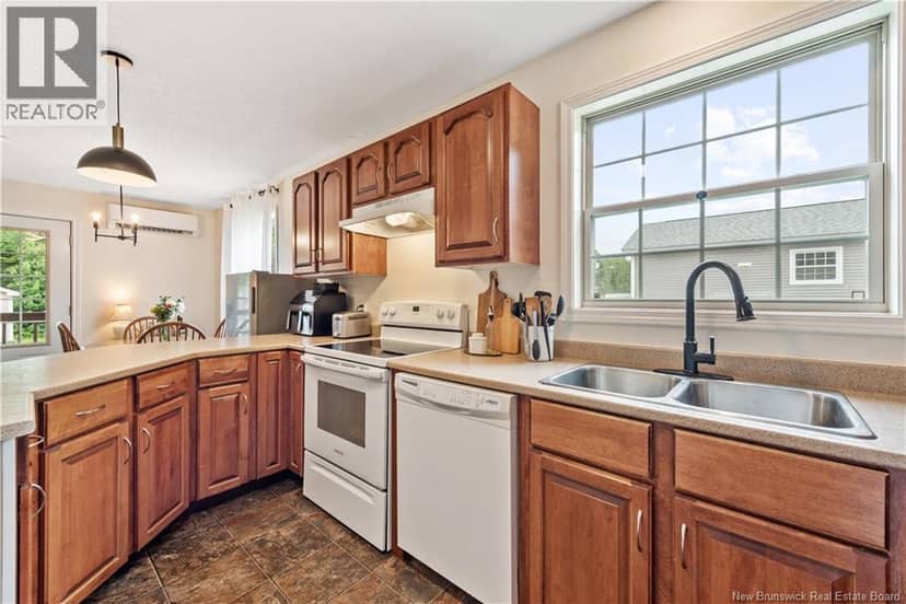 114 Sequoia Drive — photo 9 of 21