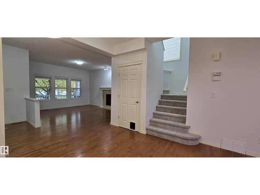 7307 14A AV SW — photo 16 of 36