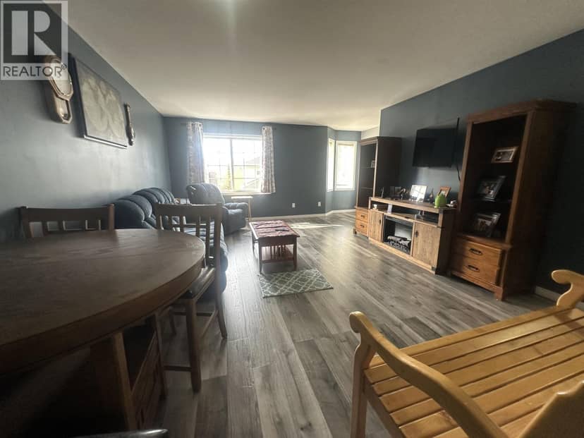 54 350 Pearkes Drive — photo 9 of 15