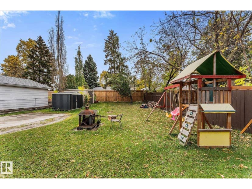 8721 99 AV — photo 37 of 40
