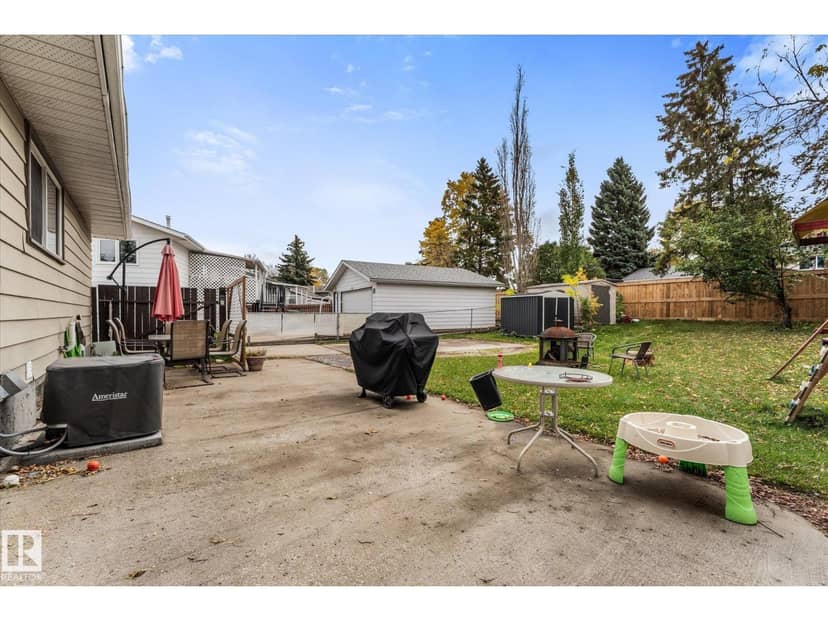 8721 99 AV — photo 40 of 40