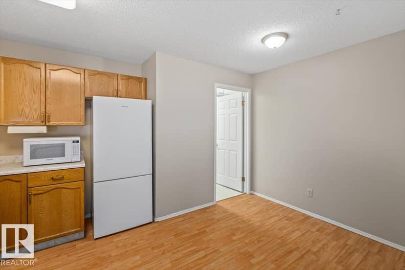 #308 9760 176 ST NW — photo 9 of 37