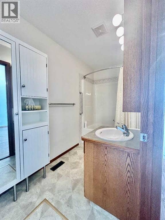 24 Providence Way, Coaldale, photo 4