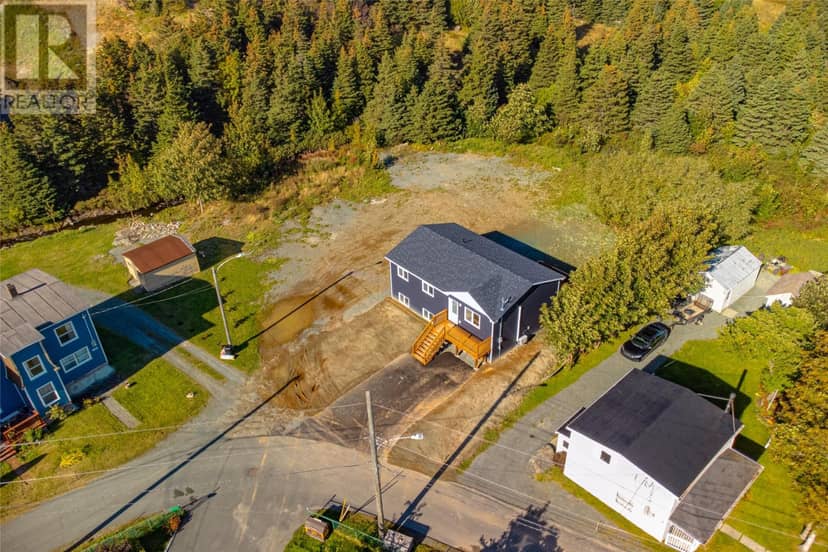 10 Strugnells Marsh Road — photo 13 of 17