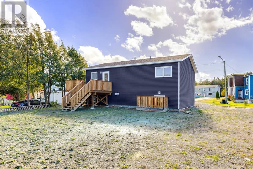 10 Strugnells Marsh Road, Pouch Cove, photo 4