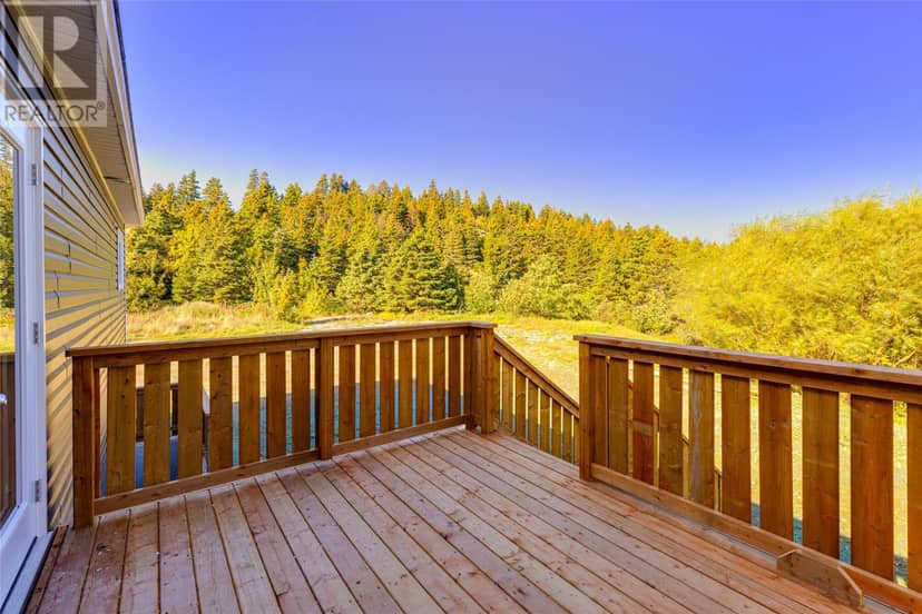 10 Strugnells Marsh Road — photo 9 of 17