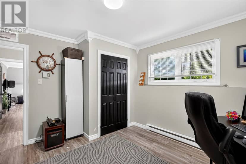 18 Shaheen Crescent — photo 19 of 39