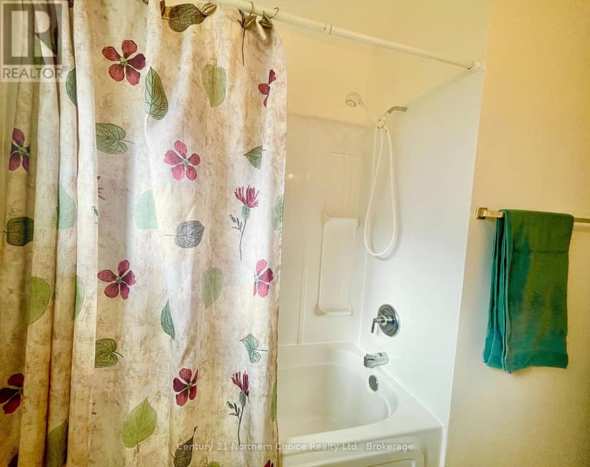240 First Street — photo 10 of 31