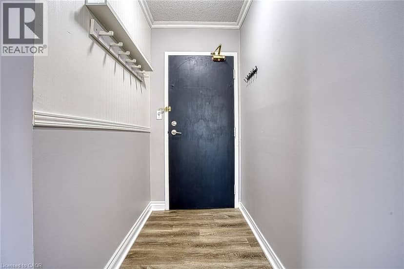 17 KING Street E Unit# 502, Dundas, photo 5