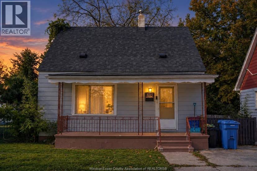 1015 Partington Avenue — photo 2 of 34