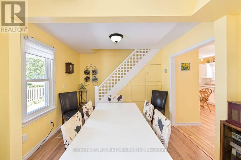 331 Moffat Street — photo 23 of 40