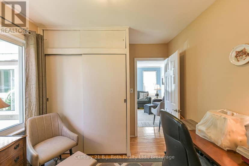 331 Moffat Street — photo 9 of 40