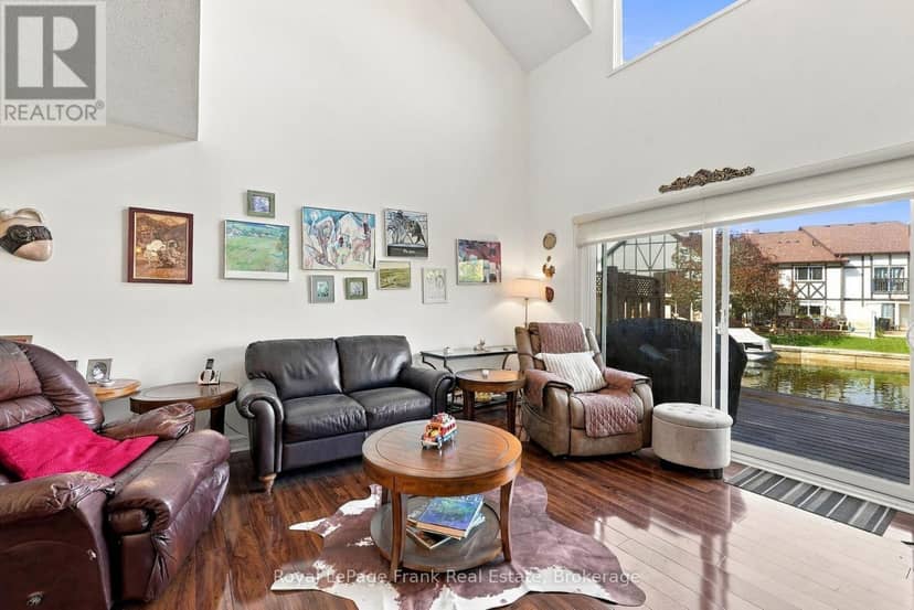 3 - 21 Laguna Parkway — photo 12 of 40