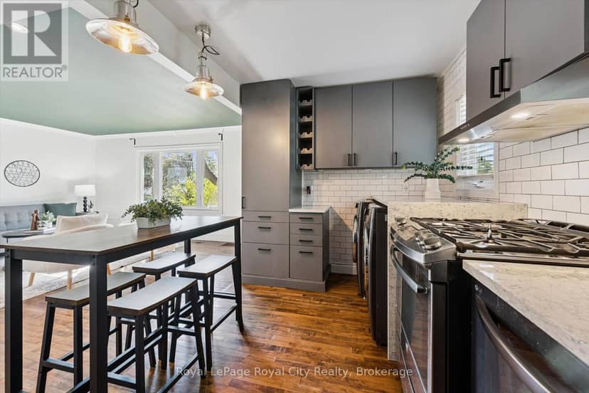 39 Ridgewood Avenue — photo 15 of 40