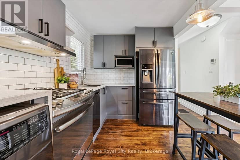 39 Ridgewood Avenue — photo 16 of 40