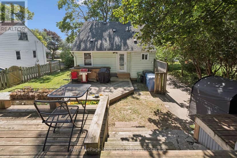 39 Ridgewood Avenue — photo 38 of 40