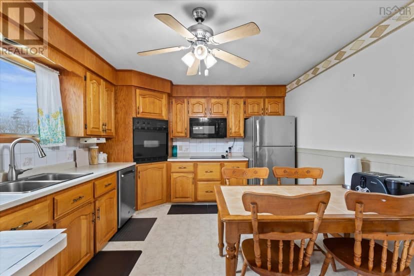 5407 Highway 3 — photo 19 of 40