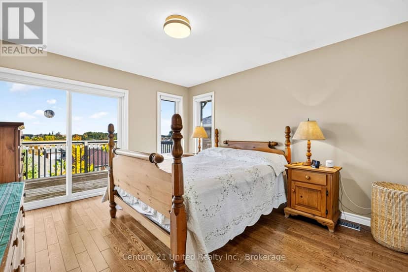 380 Bianco Crescent — photo 9 of 29