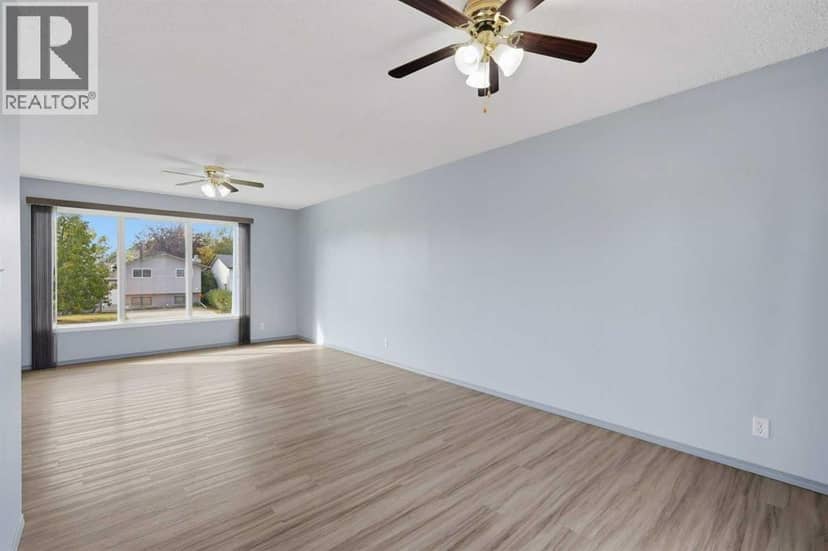 21 Parkland Drive — photo 13 of 37
