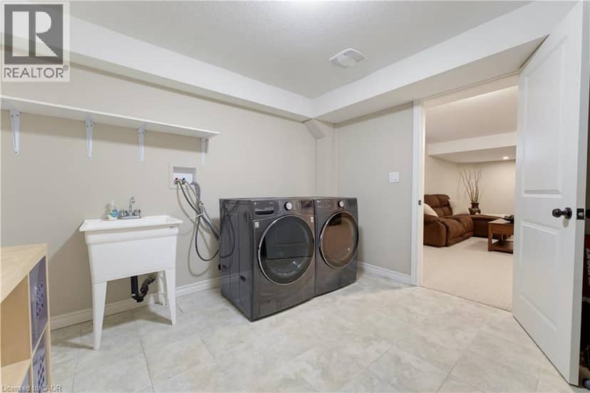 51 NETHERWOOD Road — photo 37 of 40