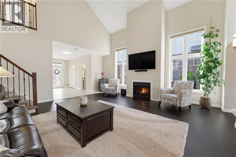 51 NETHERWOOD Road — photo 10 of 40