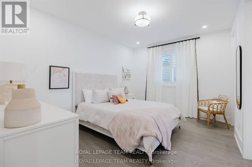 6509 Homecraft Street — photo 13 of 14