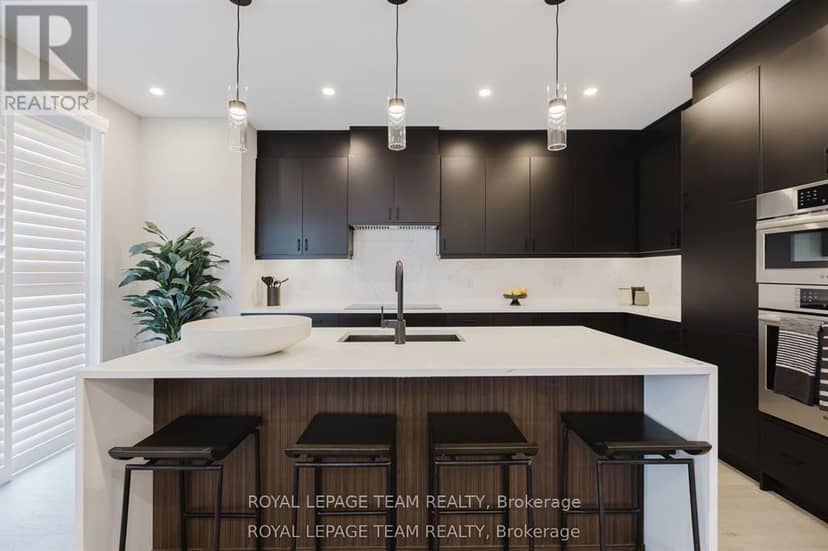 6509 Homecraft Street — photo 9 of 14