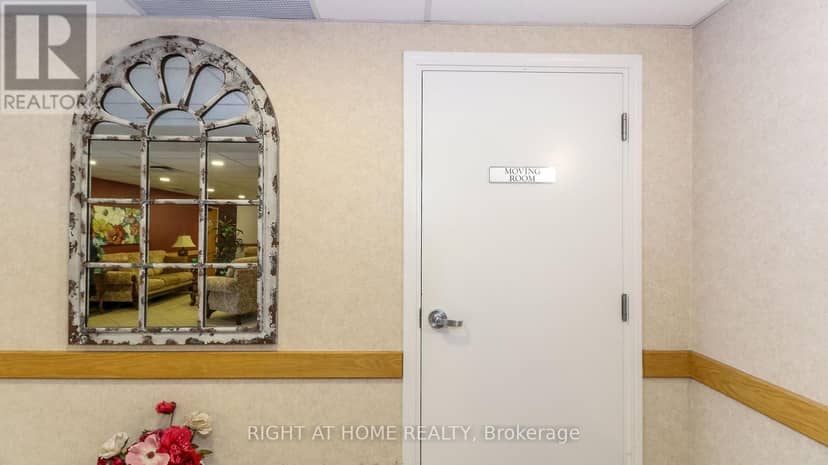 203 - 94 Dean Avenue, Barrie, photo 4