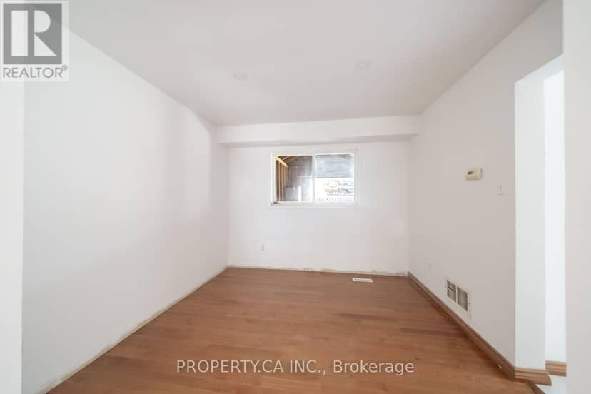 51 Leggott Avenue — photo 12 of 36