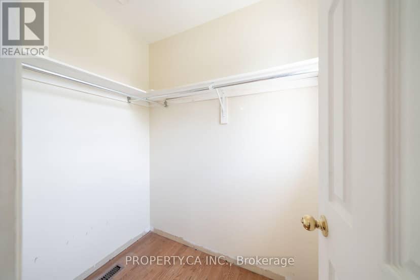 51 Leggott Avenue — photo 20 of 36