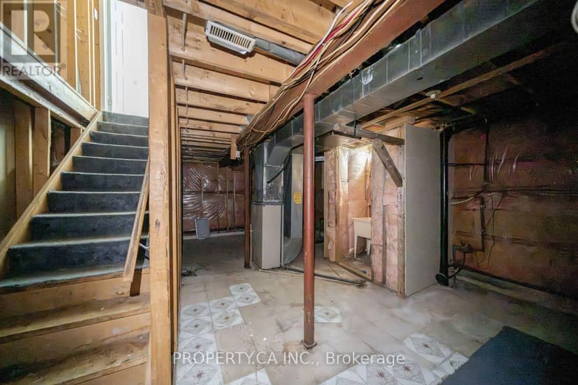 51 Leggott Avenue — photo 29 of 36