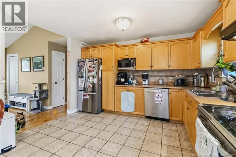107 Rue Cyril — photo 8 of 25