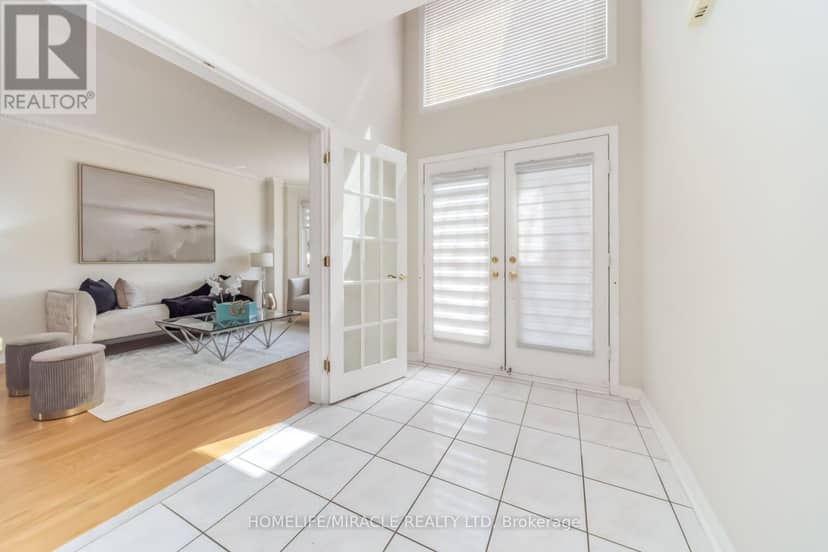 32 Gold Tree Street, Brampton, photo 2
