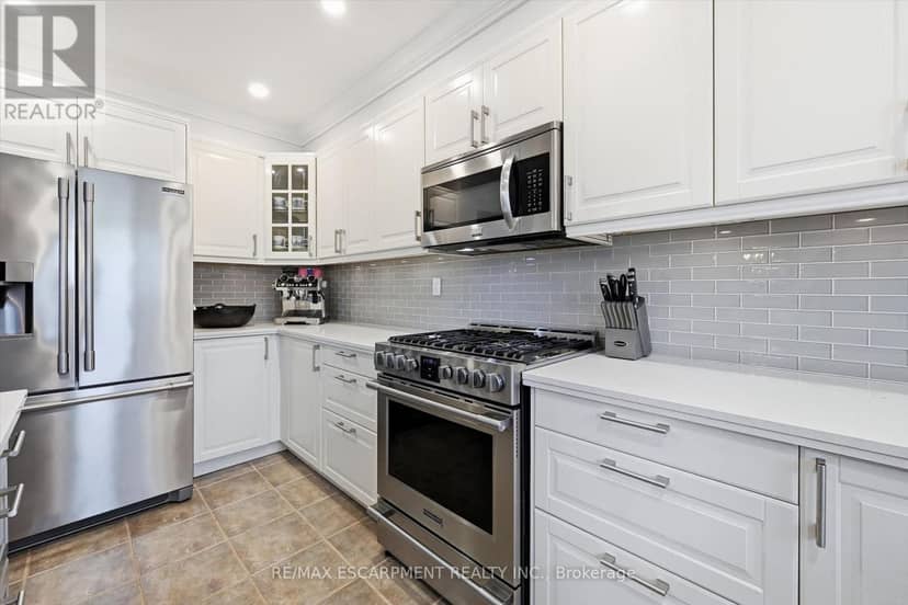5035 Corporate Drive — photo 11 of 40