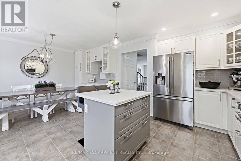 5035 Corporate Drive — photo 12 of 40