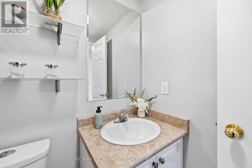 5035 Corporate Drive — photo 18 of 40