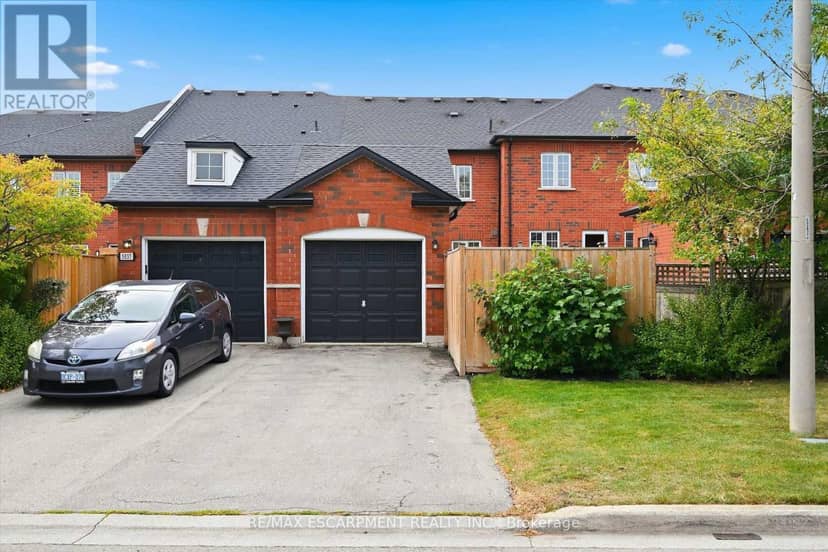 5035 Corporate Drive, Burlington, photo 2