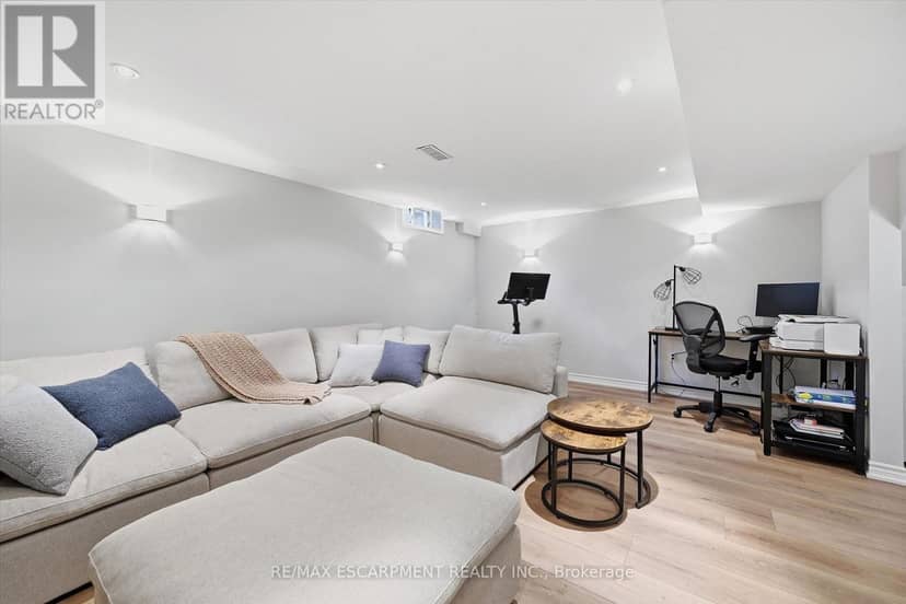 5035 Corporate Drive — photo 32 of 40